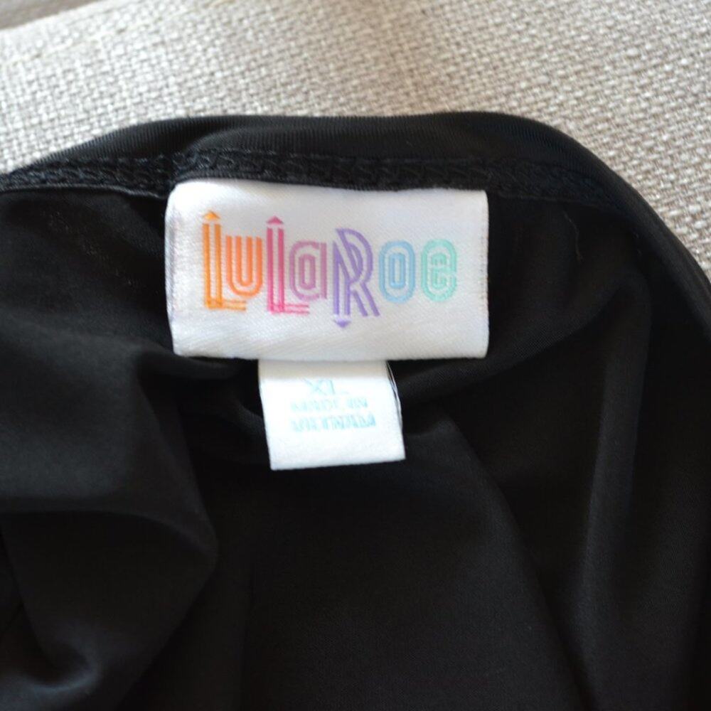 LuLaRoe Black Tank Top Size XL - Picture 2 of 3